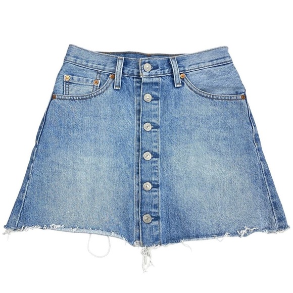 LEVI'S Denim Cut Off Button Front Mini Skirt Sz 27 - Picture 1 of 6